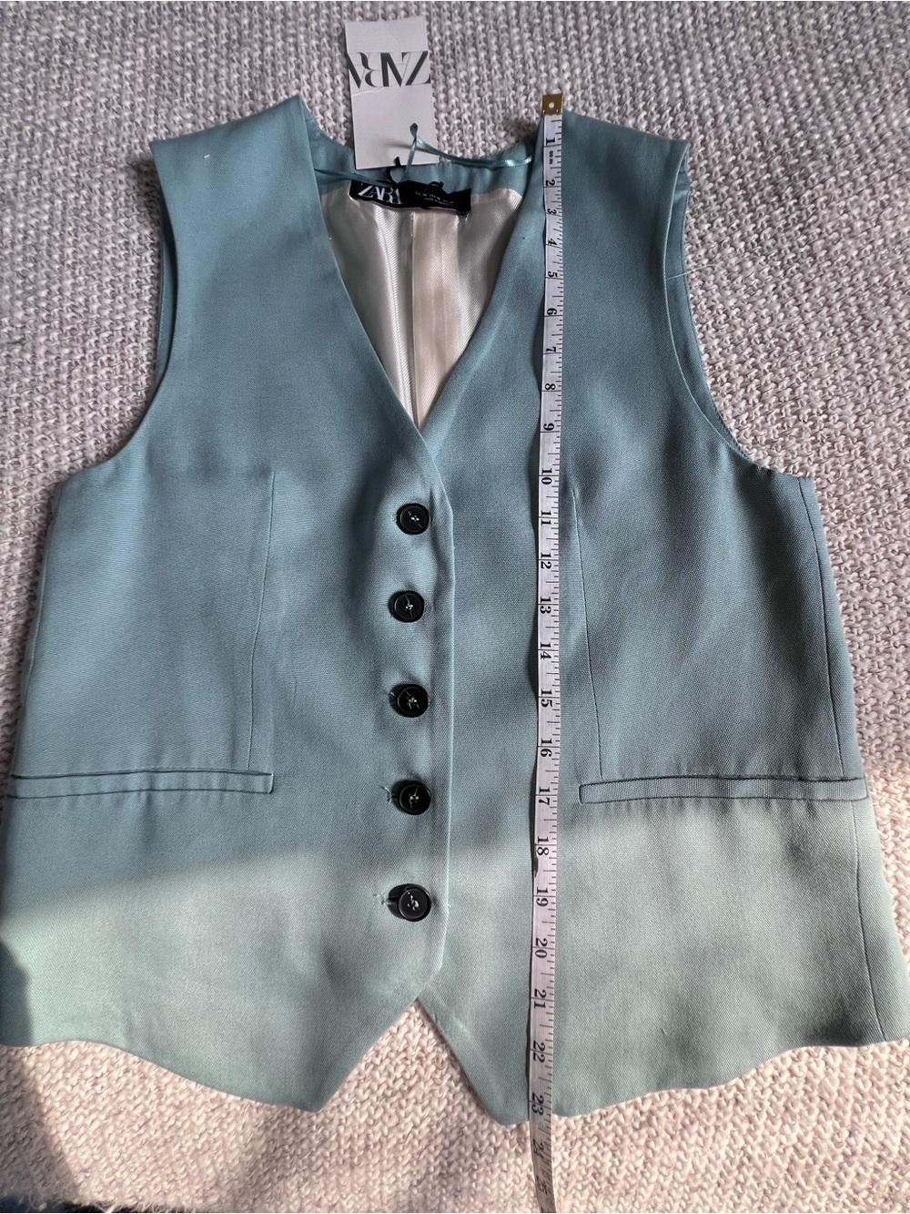 Vest - Picture 6 of 7